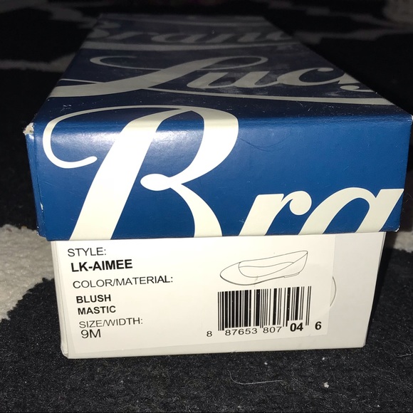 Pink flats - Picture 2 of 3